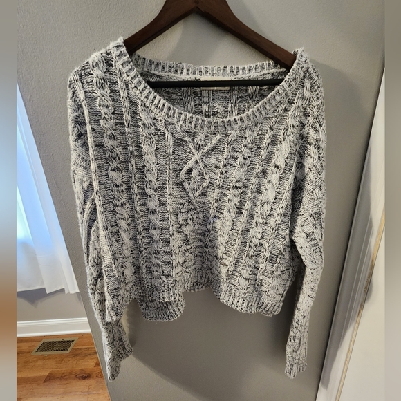 Grey sweater low cut - Picture 3 of 9